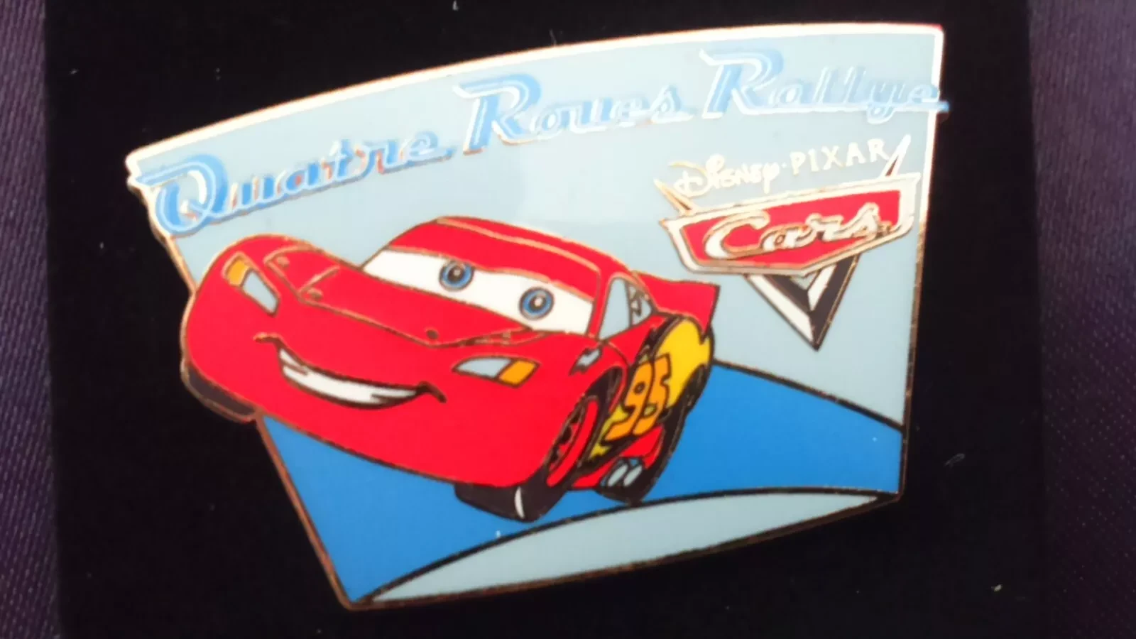 Rare Pins Disney Disneyland Paris : attraction cars